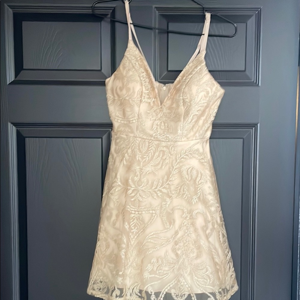 Xtraordinary Cream Lace Formal Dress